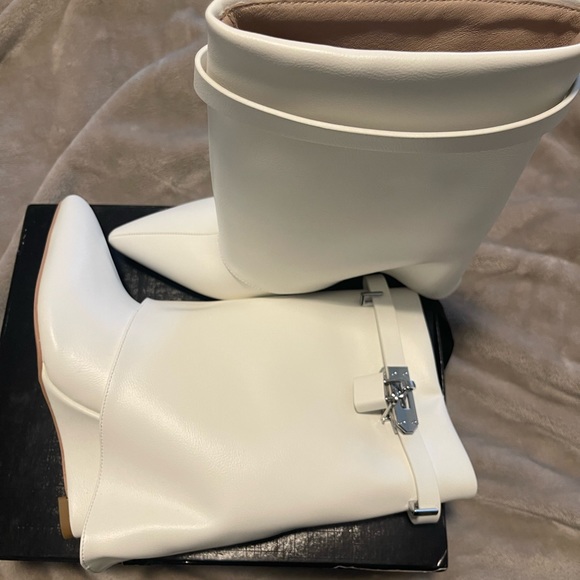 Shane Justin Shark Boots (Size 40) - Picture 6 of 11